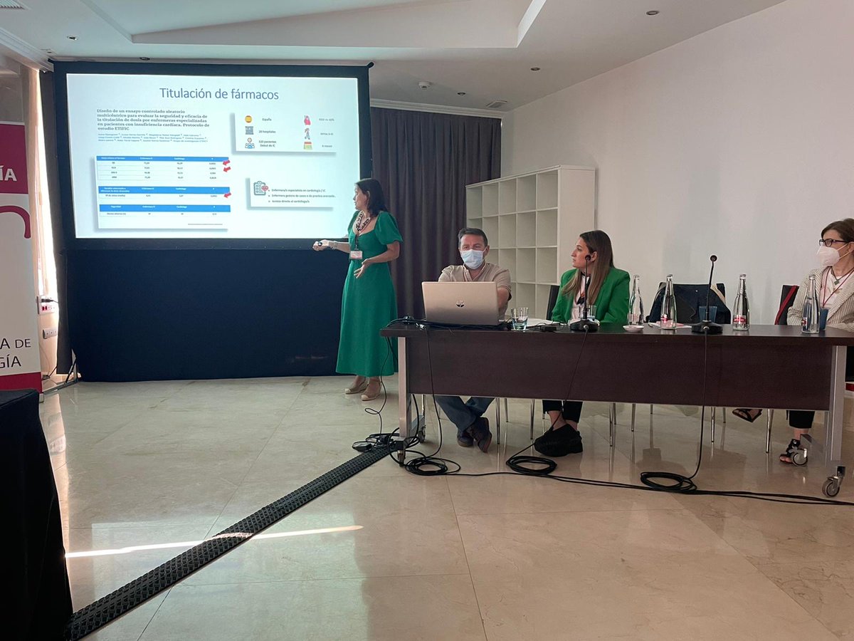 cardioenfervlc's tweet photo. El XXXIX Congreso de las Enfermedades Cardiovasculares de la CV tuvo lugar los días 12,13 y 14 de Mayo en el Hotel Melià de Alicante. Tuvimos la suerte de tener una mesa redonda de enfermería en cardiología muy completa. @regal_arantxa @rafacalvov @AinhoaLarumbe @LizandraNuria https://t.co/osXWbX1006
