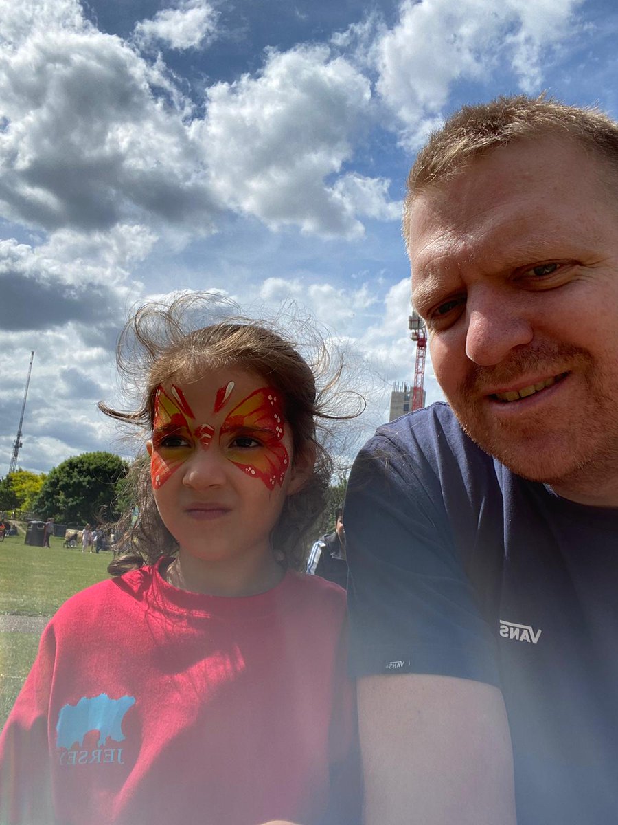 Listed801's tweet photo. Had a fab day at the Barking Bikefest 👍😀🍦🚴 @AdamDobsonTVI @TVInfants #MakingMemories @ClaireTVI https://t.co/icIF42oWT8