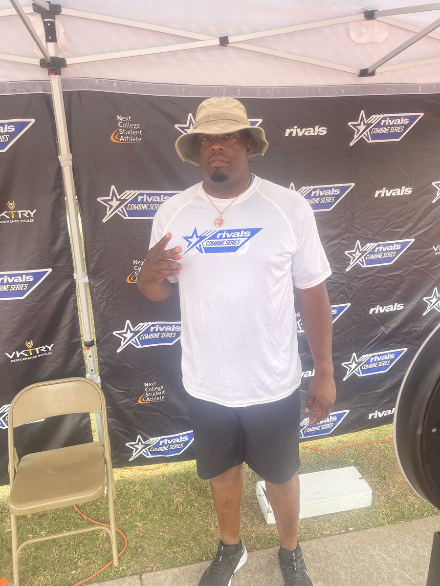 CoachPhillips86's tweet image. Mission complete. @Rivals #Station #3ConeDrill #Volunteer #Network #Doitwithpassion #RivalsCombineSeries