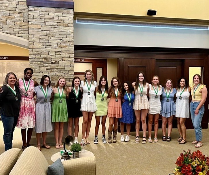 One last Congratulations to our Lady Dragons their 2nd place finish at State!!