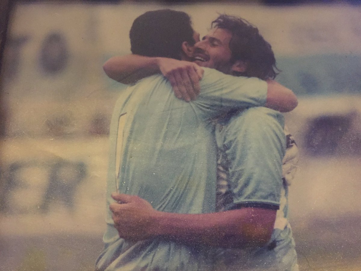 PabloJemio's tweet photo. Hoy es el cumpleaños 100 del monumental. Me siento orgulloso de haber estado adentro y más orgulloso aún de alentar desde afuera como lo hice toda mi vida. Salud por 100 años más del mejor lugar del mundo. 😍😍😍 https://t.co/euRoE88MOl