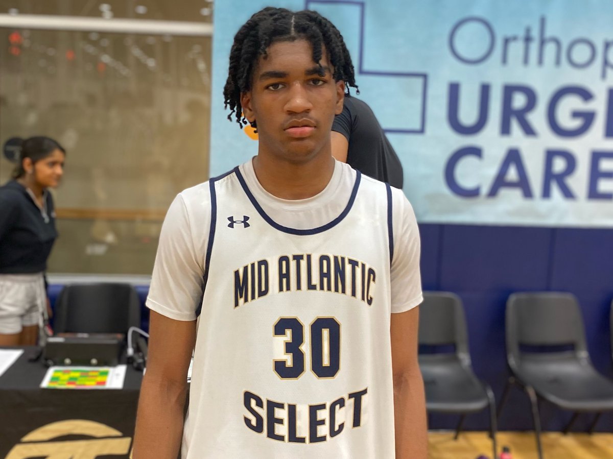 FINAL (17U)
<a href="/MASAAUBB/">Mid Atlantic Select</a> 62
@EmpireYouthAthl 52

‘23s Austin Abrams (📷) + Ace Valentine (📷) played off each other all game, scoring themselves and creating + others. ‘23s Jordan Stiemke, Jake Stout flashed with their scoring &amp; athleticism. 

‘24 Dylan Kopp was effective from 3