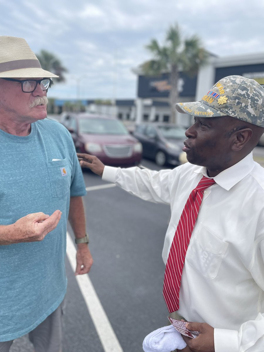 ScottForSC's tweet photo. It was a great joy to get the chance to speak with so many at #EngageHorry today and an honor to share my vision for pathways to success within SC07 @HorryDemocrats #scottforsc https://t.co/gKNGV8ysok