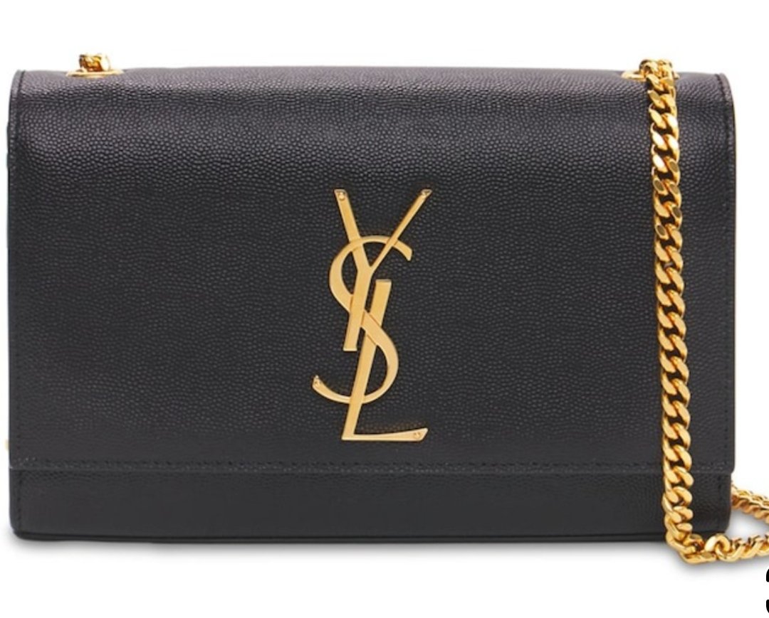 missdelriesgo's tweet photo. "Eres más falso que el Saint Laurent de Marta Riesco" 🤭😂😂
#martariesco
#mocatriz
#trocatriz
#YvesSaintLaurent https://t.co/tt6FPzUHZc