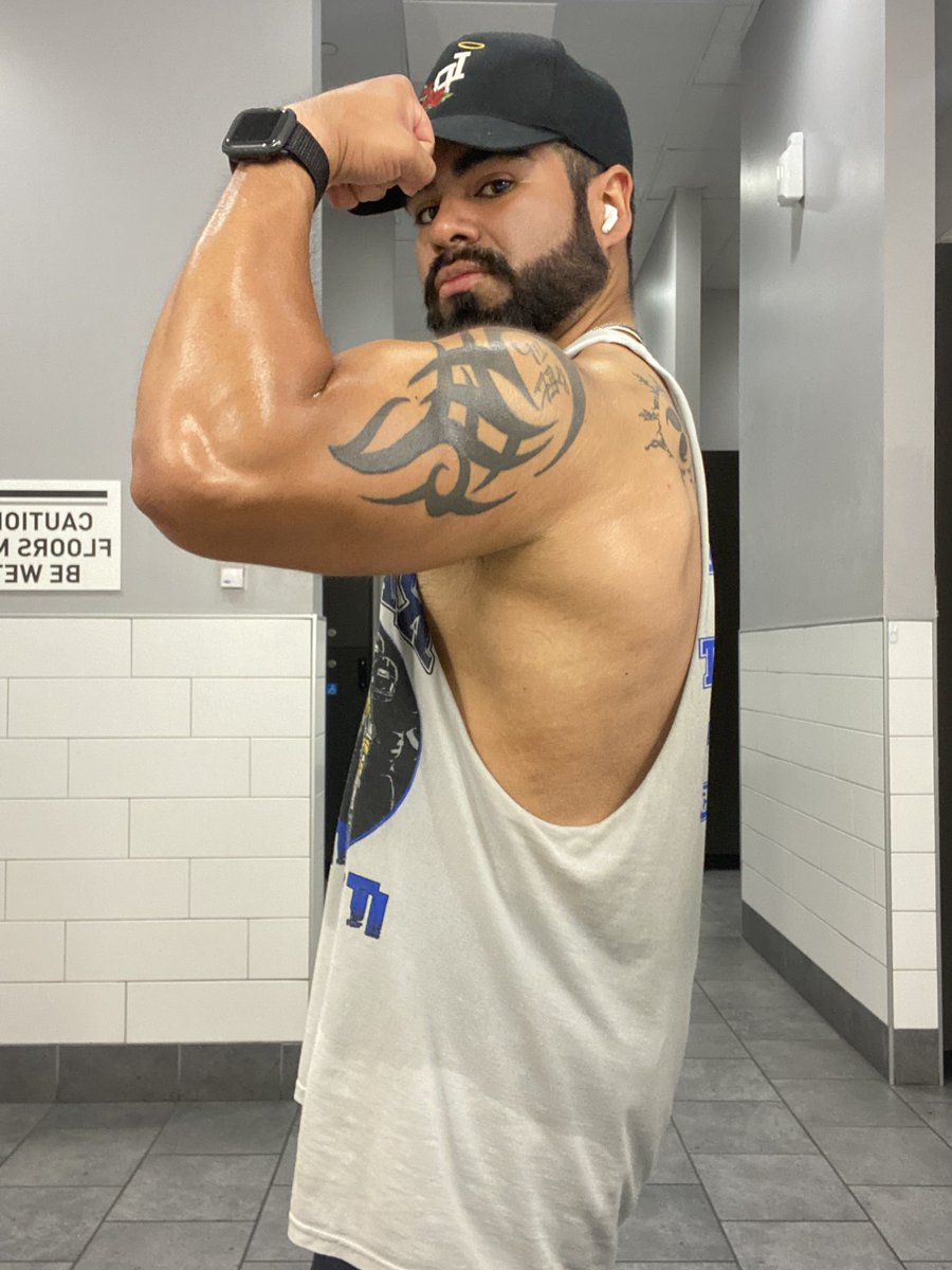 David_Slice's tweet image. feeling slightly bricked up (ignore my face of disgust)