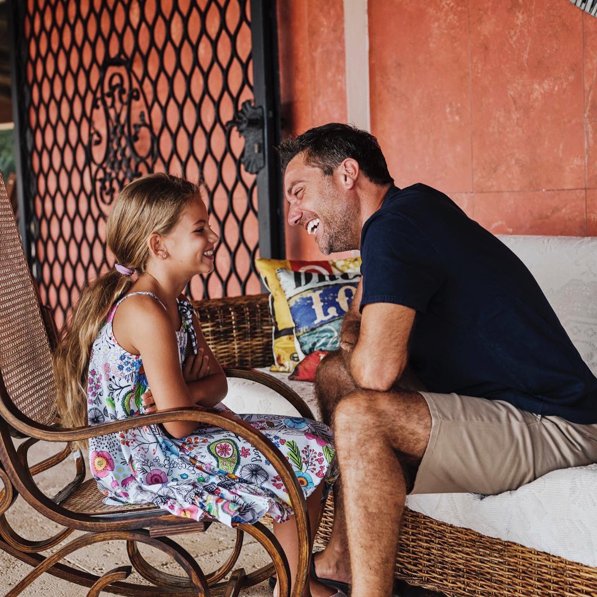 Ginofantastico's tweet photo. To all the haters out there……yes I still kiss my principessa on the lips, get over it and get a life 😎…..
GDx https://t.co/spKOmQyHLp