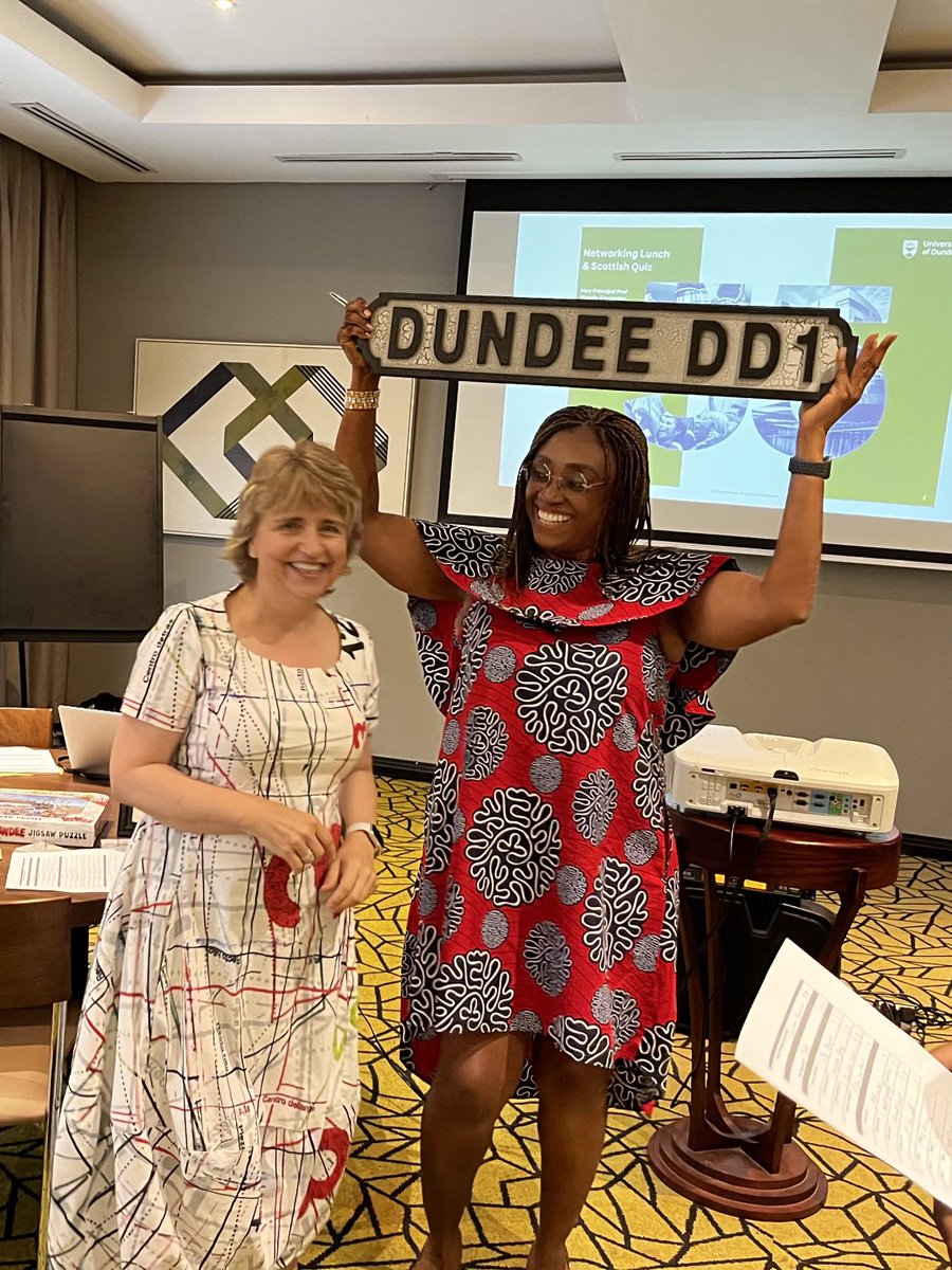 ProfPeterDundee's tweet photo. Almost a wrap on first ⁦@dundeeuni⁩ 🇳🇬 trip in 26 months.  So many insights gained and connections made.  Wonderful to end with our dynamic alumni in #Lagos with a fun quiz.  Twa pehs an an ingin ane in aw?  #DiscoverDundee https://t.co/jGq2Y0icdR