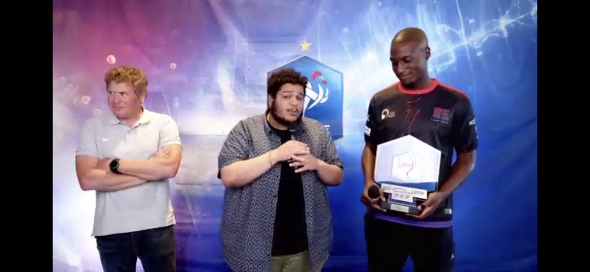 CHAMPIOOOON DE FRANCE !!!!!
ON EST CHAMPIONS DE FRANCE BORDEL !!!! <a href="/Kaio_AbdouBrown/">Kaio | AbdouBrown</a> T’ES UNE LÉGENDE !!! 🏆🇫🇷🔥