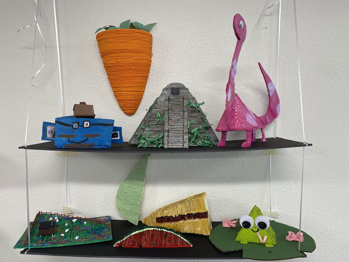 What’s going on in Lozano’s Calculus classroom? Volume of solids with known cross sections projects! #Havingfuninmathclass <a href="/SamuelClemensHS/">samuelclemenshs</a>