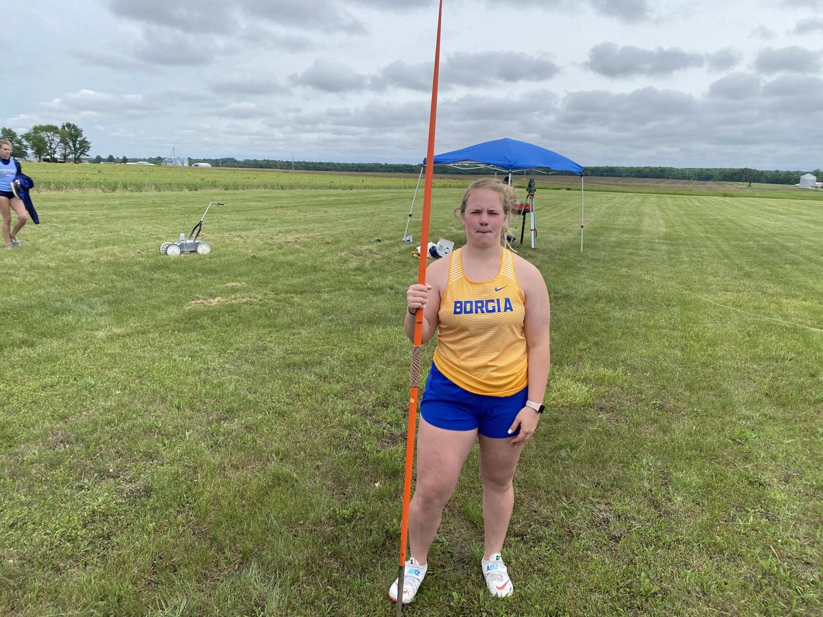 Congratulations!!!
Elizabeth Sinnott moves on to state.  Sets a school record with a throw of 37.40 in Javelin!!!!