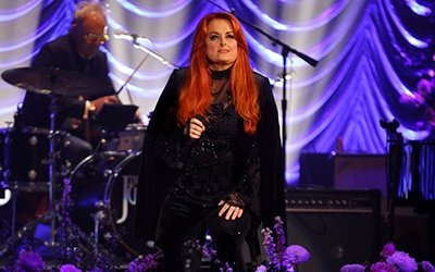“The Judds: The Final Tour” To Carry On As An Epic, Star-Studded Tribute This Fall: thegreeneroommagazine.com/the-judds-the-… <a href="/thejuddsmusic/">The Judds Fan</a> <a href="/John_Reasoner/">John Reasoner</a>