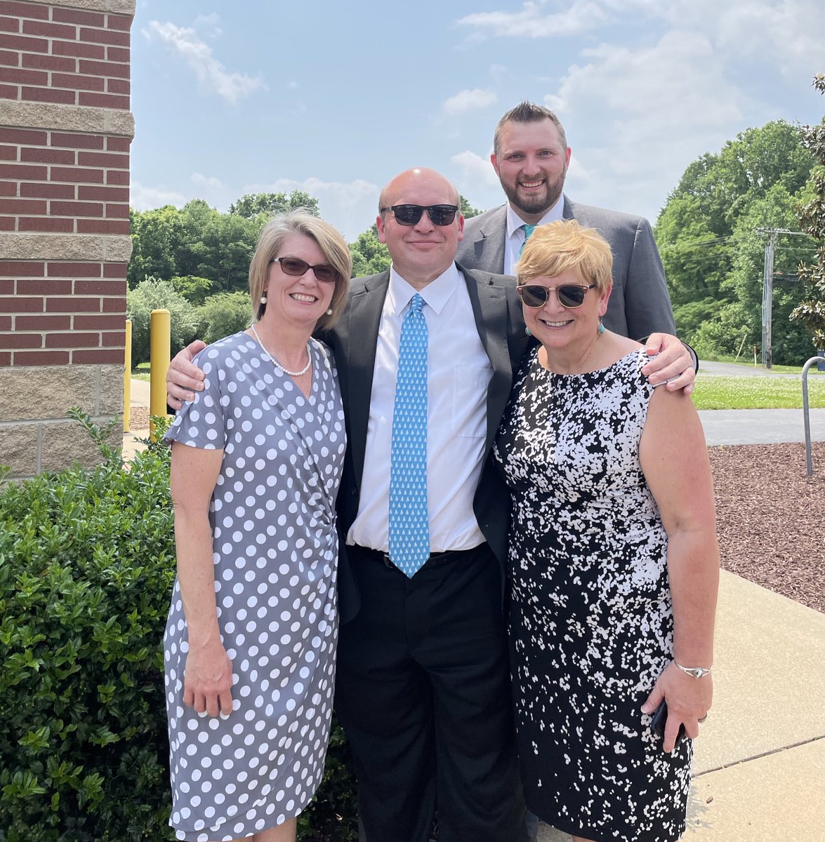 Congrats to our <a href="/BAVEL_BC/">BAVEL</a> leadership team for an amazing graduation tribute to the the BAVEL Class of 2022!  “We believe in you!”  
More photos to come…