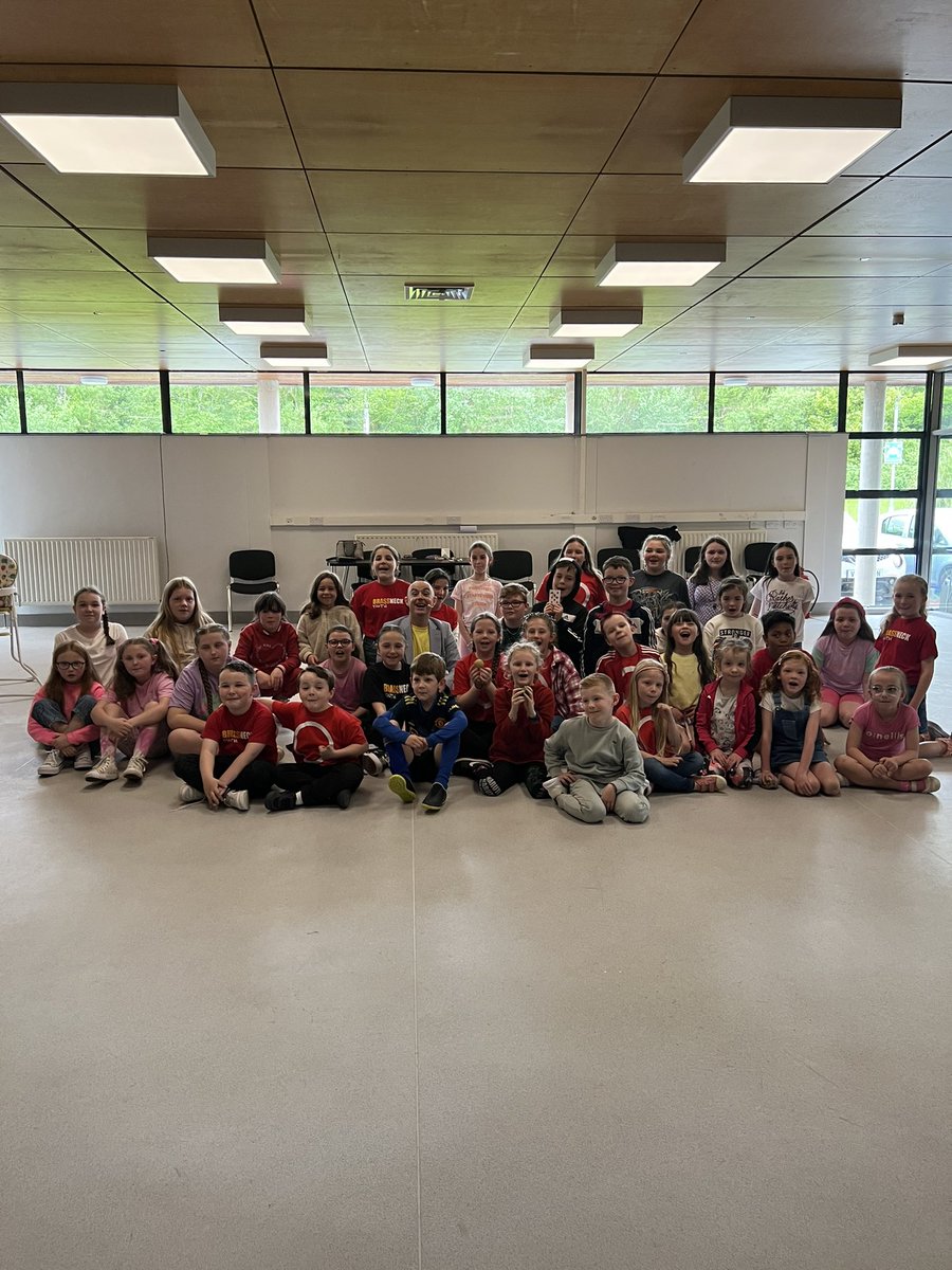 brassneckyouth's tweet image. What a treat today for our young stars having our favourite magician and all round fabulous performer @magicbelfast Caolan McBride in to perform his show!! Fantastic!! @BBCCiN