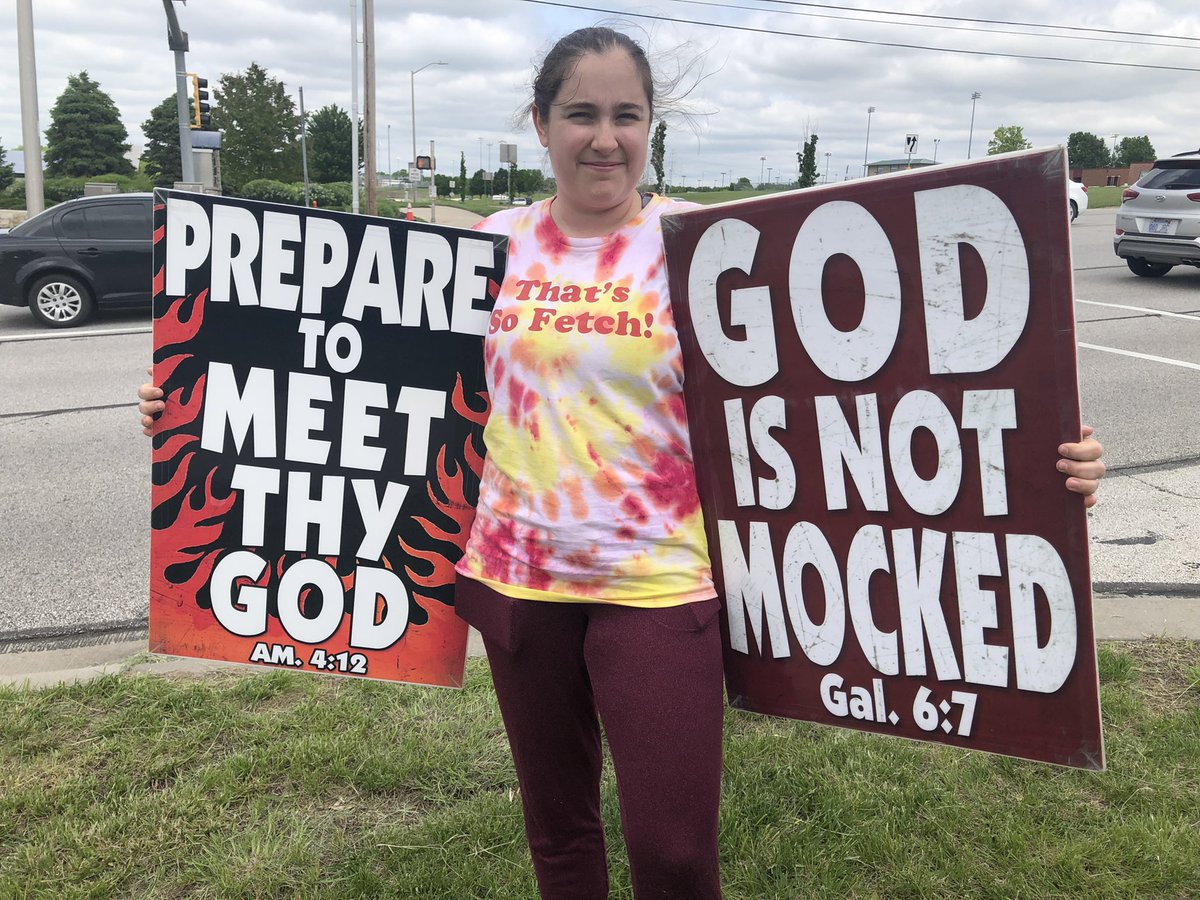 WBCTrumpet's tweet photo. ICYMI. Another 10! Olathe North HS #graduation2022 @onhsnews experienced #WBCSigns in the bright afternoon sun. These #graduates have received a steady diet of sin-enabling LIES. These words are their ONLY hope. #HardStop #FearGod #ObeyGod #ChristIsComing #MournForSin https://t.co/mdsamCpmTB