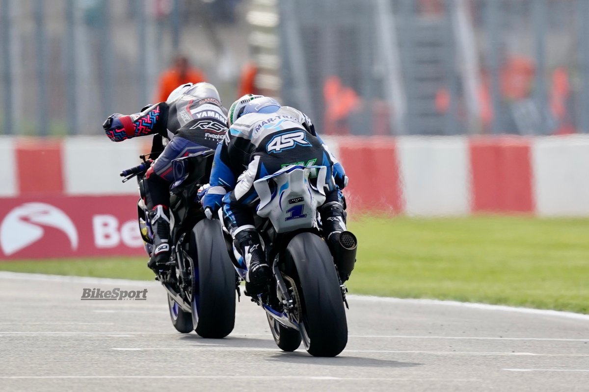 Donington BSB: Perie pips Kennedy in Supersport sprint bikesportnews.com/news/news-deta… #DoningtonBSB