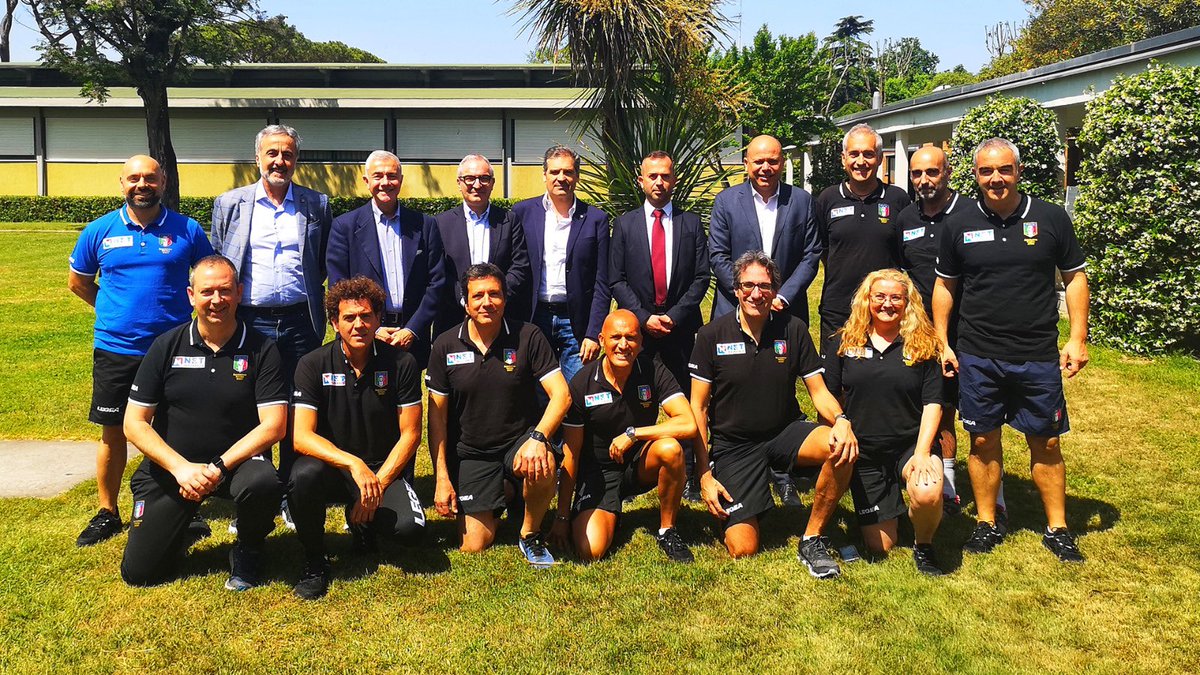 AIA_it's tweet photo. Iniziato a Roma il raduno precampionato della #CONBS.
LEGGI LA NOTIZIA: https://t.co/x5nQh3fuF2
#AIA #arbitri #calcio #sport https://t.co/h0EITCrqMG