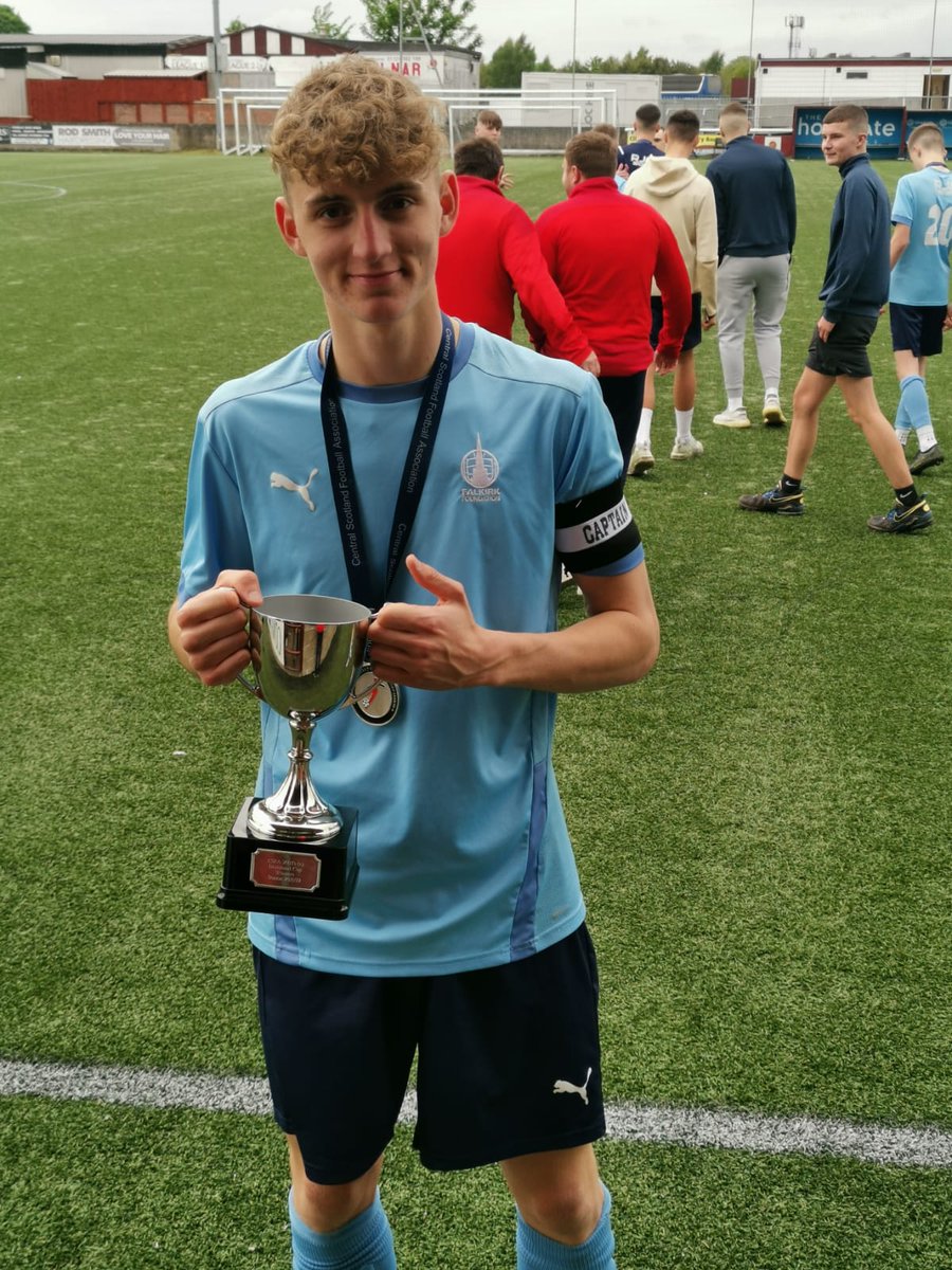 Karen Wright tweet media