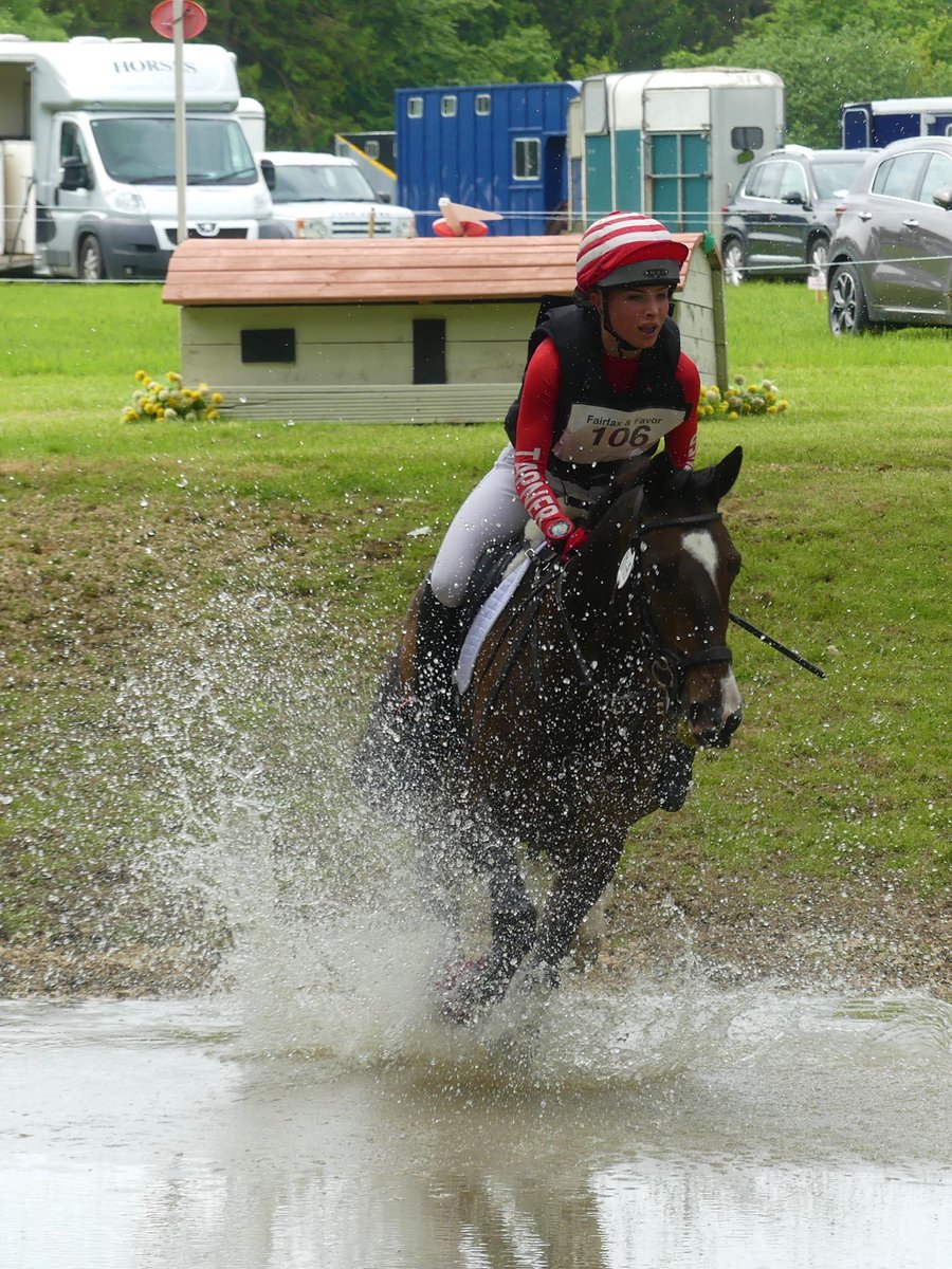 Wild_NEScot's tweet photo. Superb day @RockinghamLIVE Much nicer than most of the photos show, mainly due to my camera shutter jamming closed about an hour after the start and before the sun came out... @BEventing @FairfaxFavor #horsetwitter #horsetrials #photographyproblems https://t.co/p424esQWGl