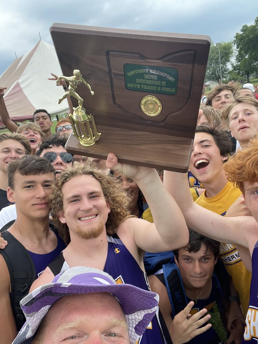 Don Ooten tweet media