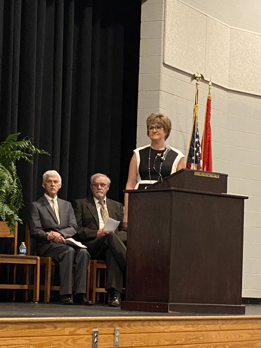 Congrats to our Sumner County Middle College Technical graduates! 5 completed their associates degree and their HS diploma! <a href="/jmjhjnorm/">Melinda Jay Norman</a>