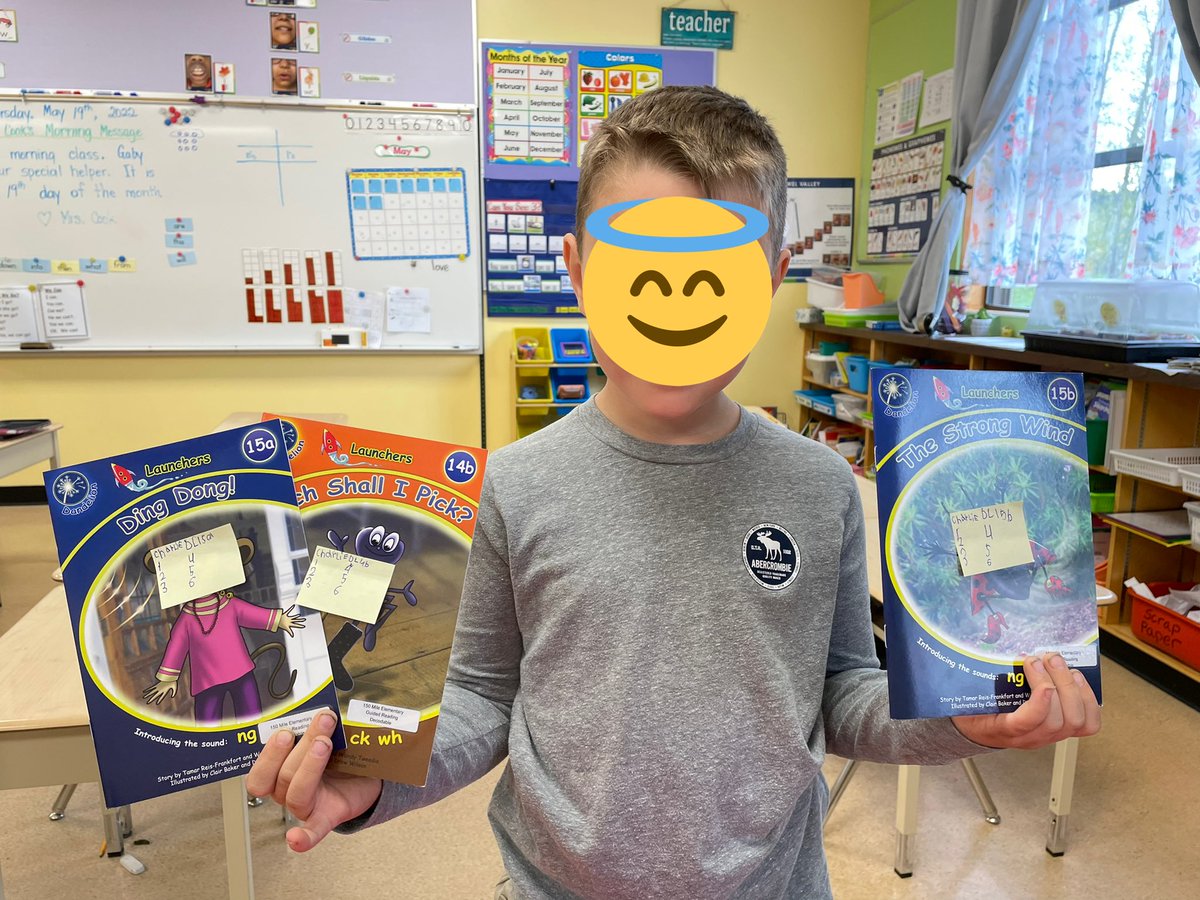 CatherineCook58's tweet photo. My students are so proud of all the books they are able to read. One had read over 16 extra books (6 times each for fluency practice) to her partners in two weeks. Lots of prizes were given out yesterday!
#StructuredLiteracyWorks
#BCEd
#BCLitChat https://t.co/ejDCORIMpj