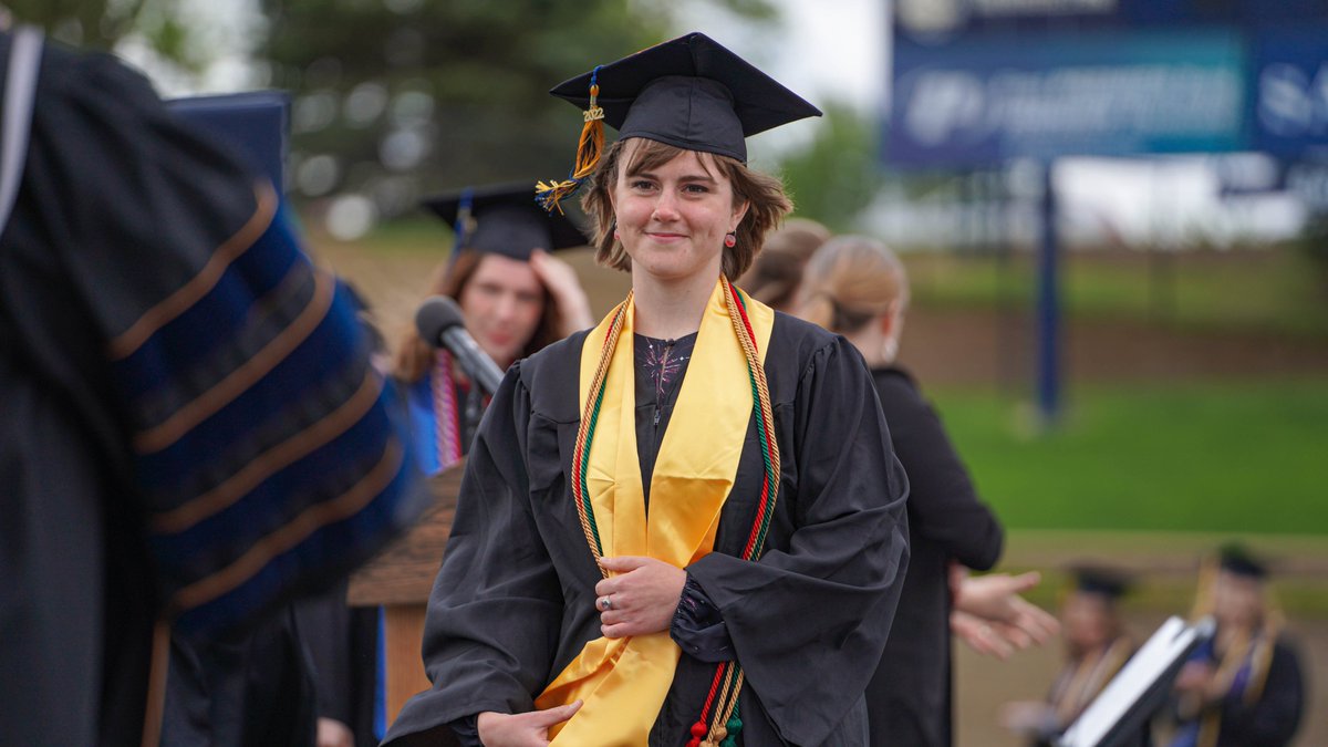 AugustanaSD's tweet photo. Once a Viking, Always a Viking #WeAreAU #AugieGrad 🎓 https://t.co/6FGCglkuBw