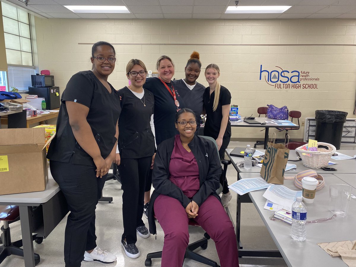 GibbsNursingEd's tweet photo. 📣 📣All seven of the students from Fulton High School’s Nursing Ed Class of 2022 are now Certified Nursing Assistants!! 100% pass rate! 🎉 👏🏼👏🏼
It’s been one amazing year at 2509 North Broadway!  Entering to learn, and going forth to serve! ❤️ https://t.co/M2bFD1mX9I