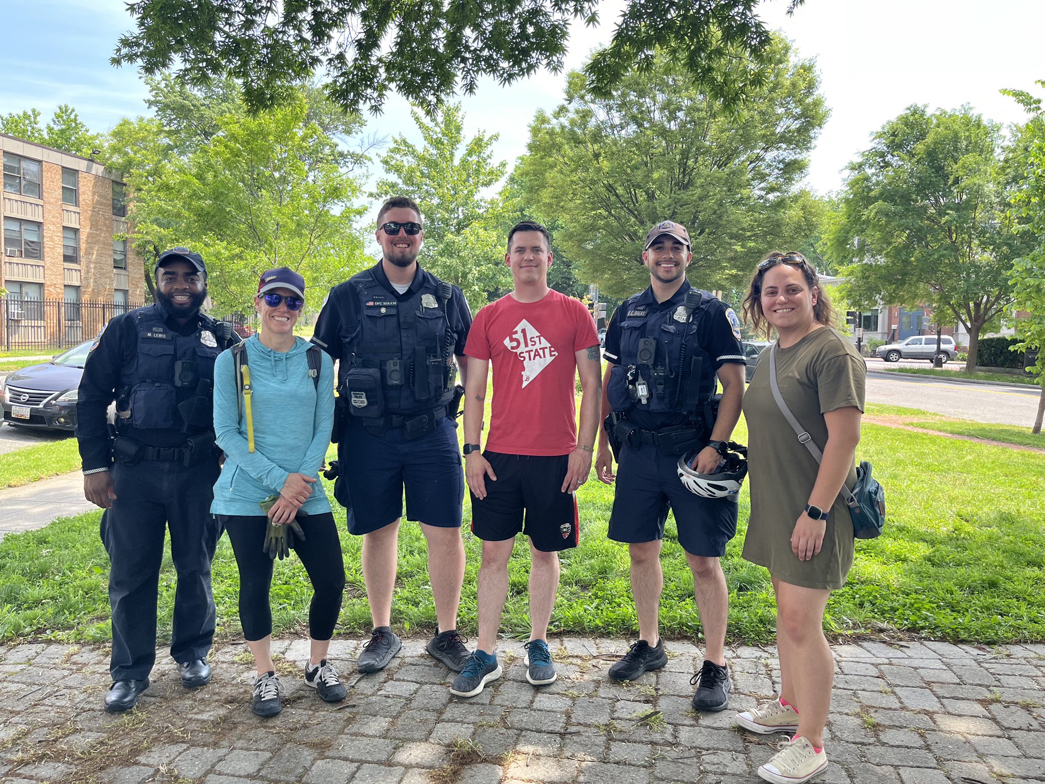 DC Police Department On Twitter Our First District Outreach Team With dc-police-department-on-twitter-our-first-district-outreach-team-with