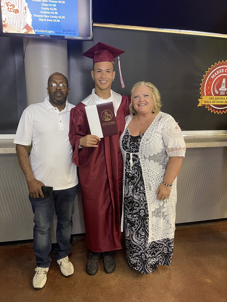 Hakelan17 tweet media