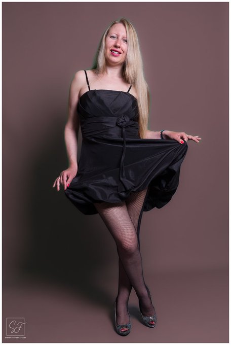 Bonjour, Je m'appelle Nicole, je suis disponible pour des s&eacute;ances photo &agrave; Paris, France.Pas de TFP &Eacute;crivez-moi<a href="/tag/france"class="tags"><span>#france</span></a><a href="/tag/monaco"class="tags"><span>#monaco</span></a><a href="/tag/cannes"class="tags"><span>#cannes</span></a><a href="/tag/cannesfilmfestival"class="tags"><span>#cannesfilmfestival</span></a><a href="/tag/marketing"class="tags"><span>#marketing</span></a>