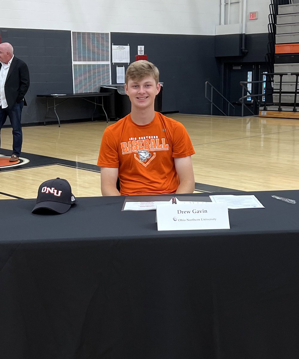 CharlieGavin18's tweet photo. Super proud of @drewgavin_12 for officially signing to play for @ONUBaseball and for earning 1st Team ECC honors. Can’t wait to see what is in store for you in college. @AHSRaptorsBase https://t.co/CLjTJPobaq