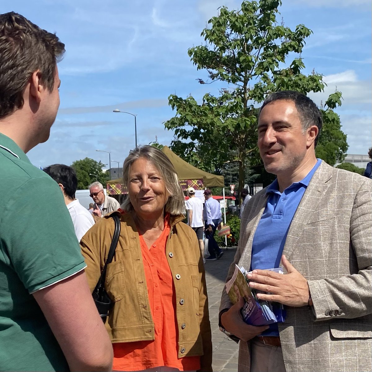 xavieralbertini's tweet photo. Quel binôme de choc ! @stellahans5101 #legislatives2022 @HorizonsLeParti https://t.co/iDcRrXhpre