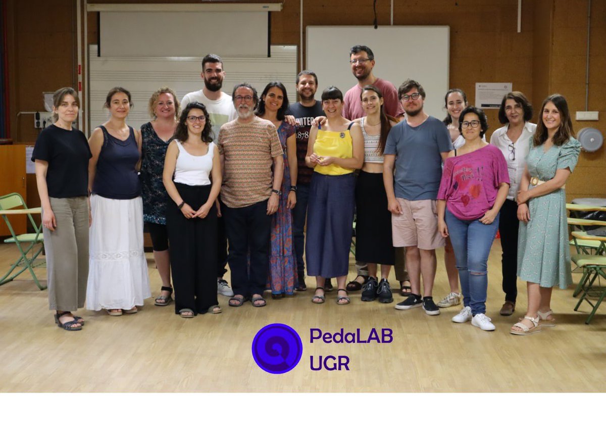 aocafer's tweet photo. Haciendo música con cualquier cosa con el maestro Javier Gordillo. Desde #pedaLABUGR te agradecemos que compartieras tu experiencia en este taller. Esperamos repetir pronto. https://t.co/PcnXL4Hh5x