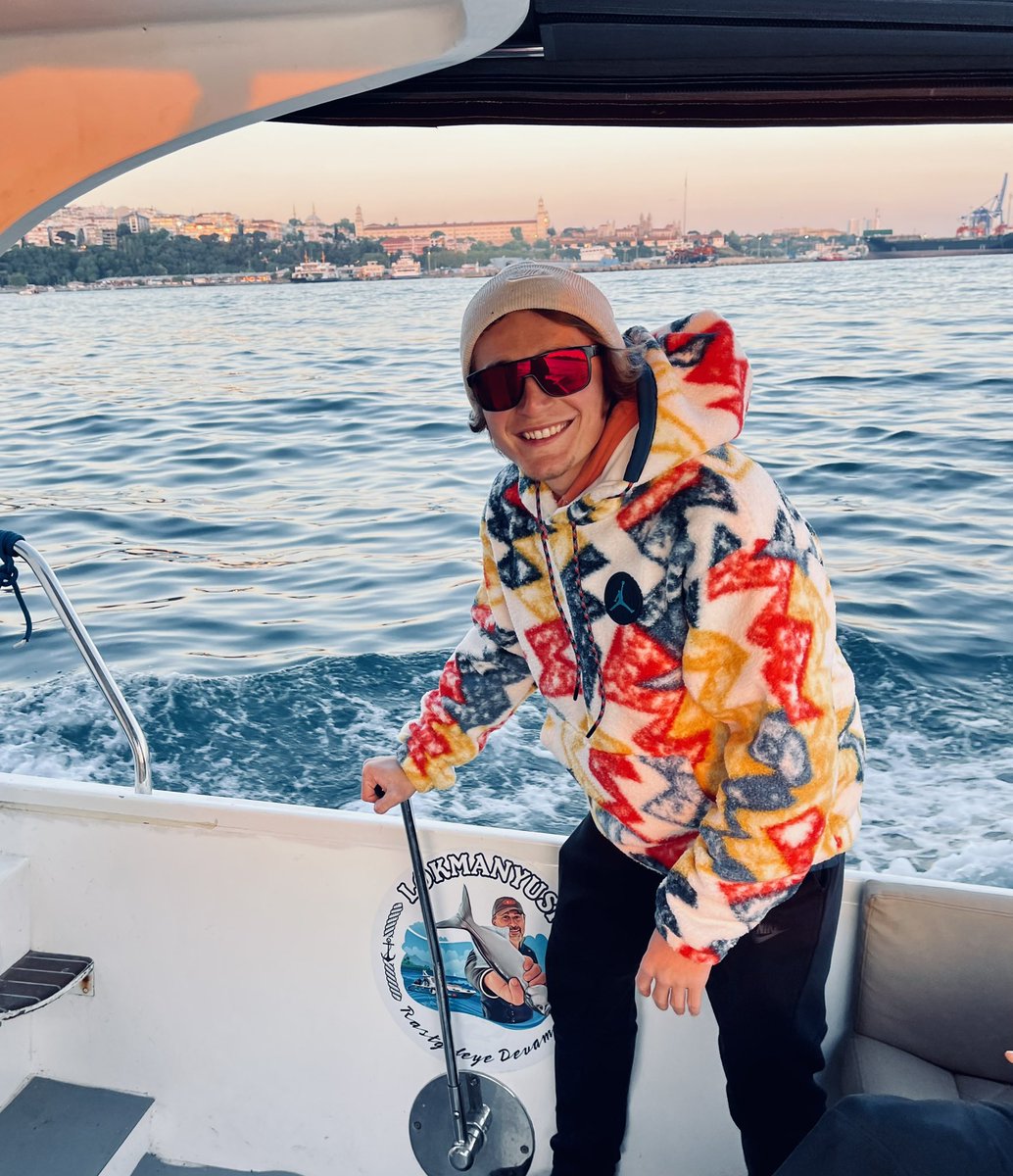 Let’s have a great weekend 🎣☀️