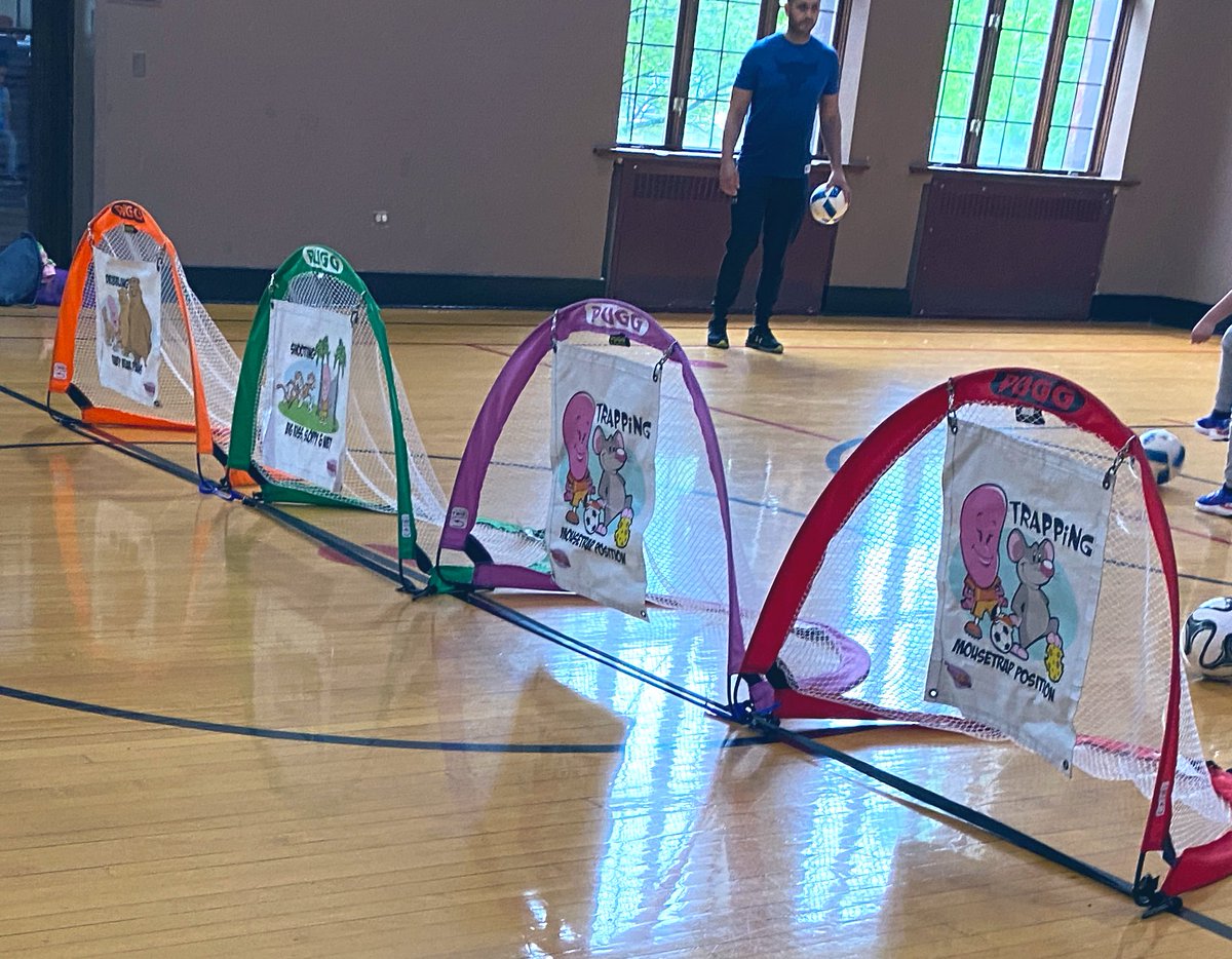 JellyBeanSports's tweet photo. Loving the new goals.🙏🏼
#equipmentupdates #thankyou #GoFundMe #fun #colorful #educational #soccer #stylish #earlylearningsportsdevelopment #thejellybeanway https://t.co/DoaPepE2Wd