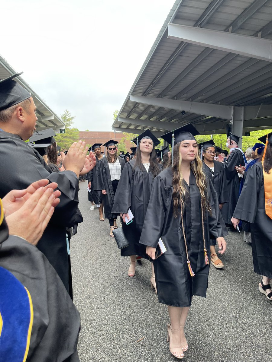 HillerKelli's tweet photo. Congratulations Bristol Class of 2022!!! #BristolGrad22 https://t.co/yMbdKGNLJe