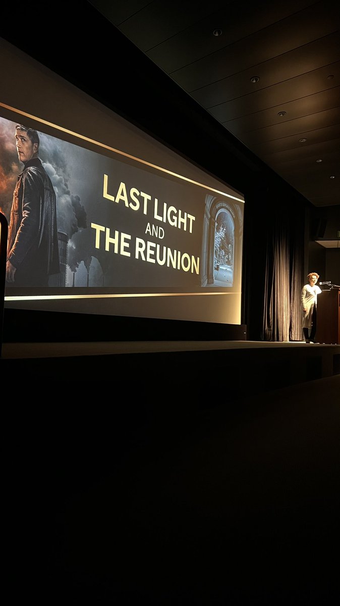 SydneyGallonde's tweet photo. First #LAScreenings with #THEREUNION @Guillaume_Musso &amp; #LASTLIGHT @AlexScarrow @MakeItHappenSt @mgmstudios @UnifranceTV https://t.co/wkR5JlQXfp
