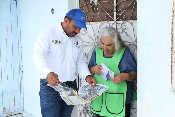 rubentrevinoa's tweet photo. Con vecinas y vecinos del #D4 seguimos haciendo cambios importantes. Les escucho y sé que hay que #MejorarEnSerio: necesitamos mejores #EspaciosPúblicos, #ServiciosPúblicos y proyectos para el #MedioAmbiente. ¡Con tu apoyo lo lograremos este 5 de junio! ✅ #RenacerParaMejorar https://t.co/ezmC1uLiBM