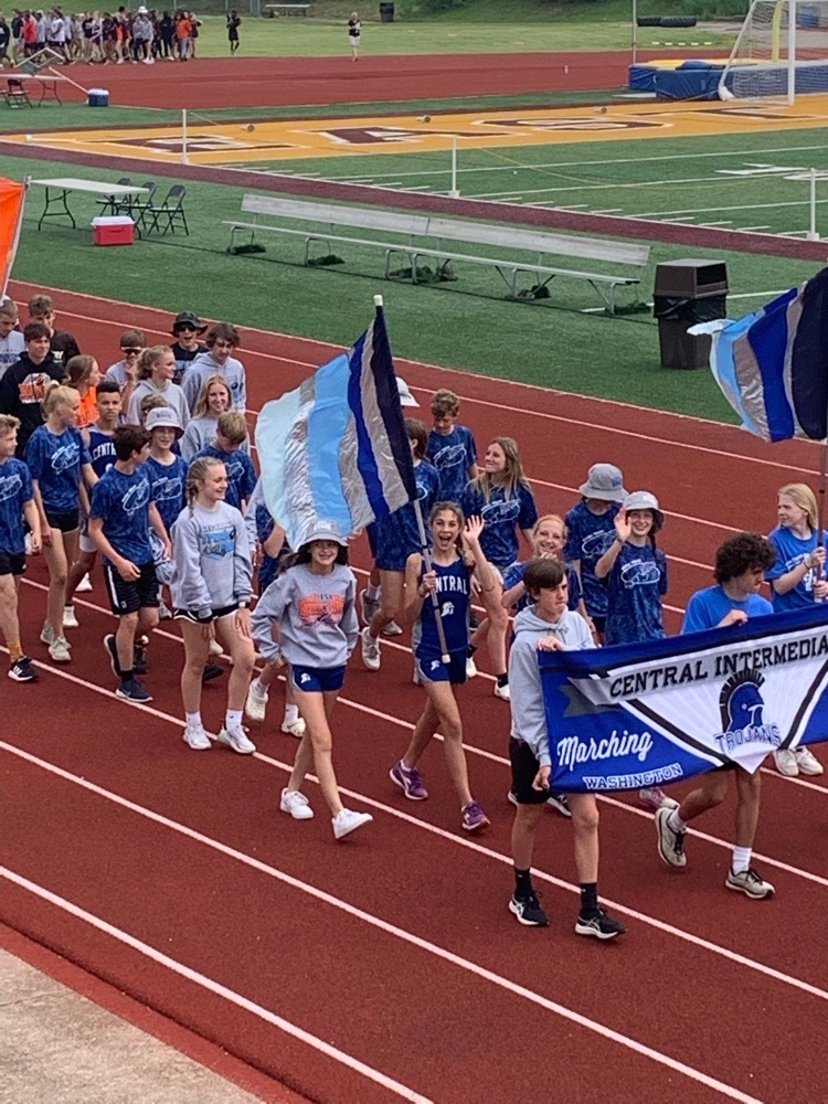 central51's tweet photo. Amazing things happening at the IESA State Track Meet today! 

8th Girls 1600 State Champ
8th Girls 4x100 State Champ
8th Boys 4x100 State Champ
7th Girls 4x100 State Champ
8th Girls 1600 4th
7th Boys 4x100 4th
8th Girls 400 6th
7th Girls 400 6th

Way to go athletes and coaches! https://t.co/eUo48gnRdx