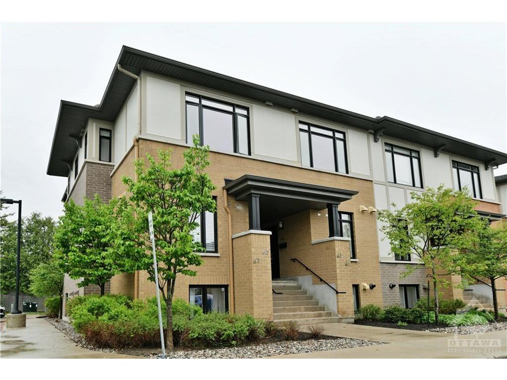 Lisa_ur_Realtor's tweet photo. I have a new #listing in #Ottawa #ON  https://t.co/nZkrsvBOzB https://t.co/rAHhdhly3m