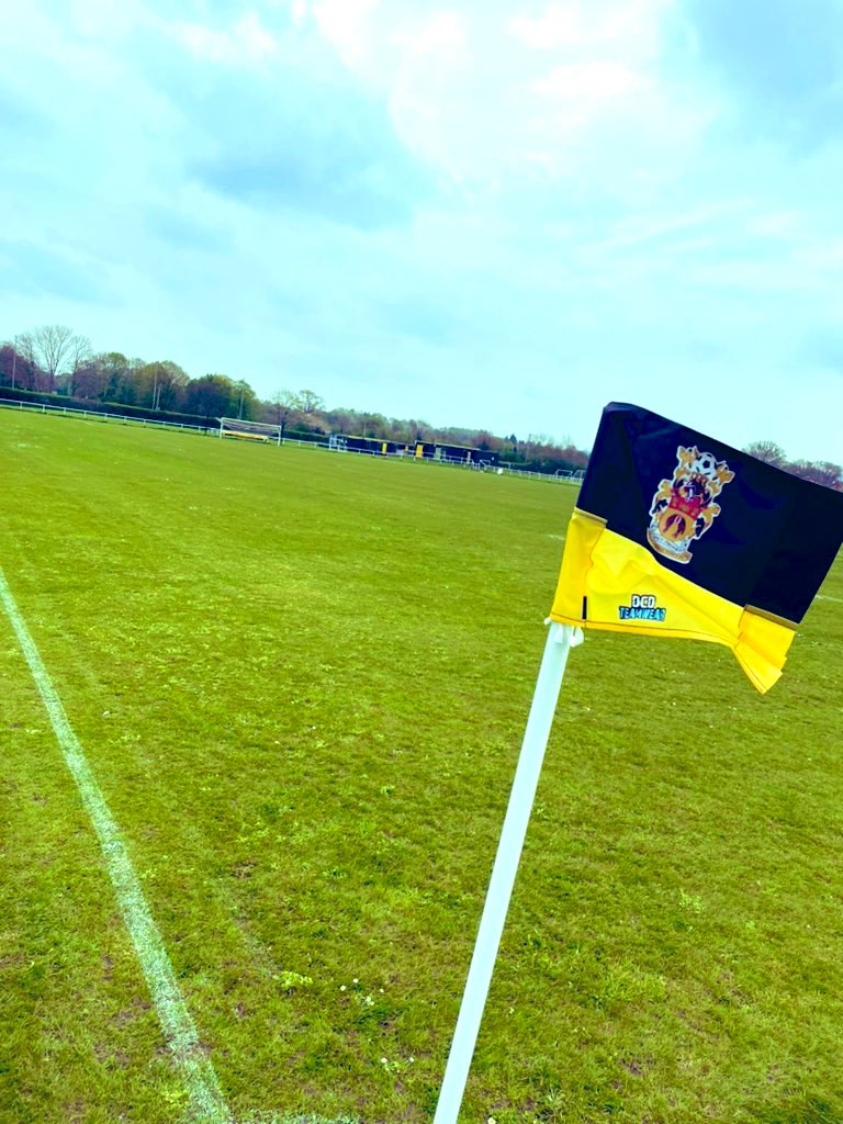 ANNOUNCEMENT👇🏻

The Bee’s have strengthened the senior section with the addition of 2 new sides in the <a href="/OfficialTDFL/">OfficialTDFL</a> for 22/23, We are delighted to welcome the new management to the club👔

RESERVES🐝
• Steve Martin
• Tom Wheeler

DEVELOPMENT🐝
• Neil Taylor 

UTB 🐝🐝🐝