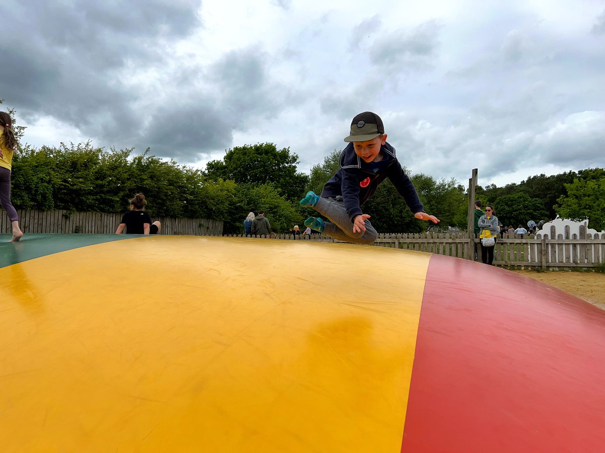 carl__mortimer's tweet photo. Flying into his 5th birthday like… https://t.co/Z2H2b1Lqli