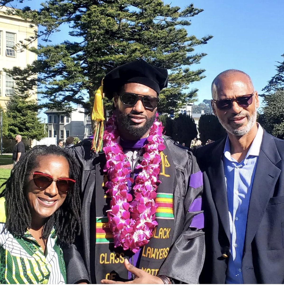 hardynickerson's tweet photo. The proudest moments as a coach is watching the young men you’ve influenced become college graduates, professionals, doctors, lawyers, artists, community leaders and entrepreneurs! @ODowd_FB @ODowdDragons #worldchangers #influencers #changeagents #differencemakers https://t.co/OoHHaeSPji