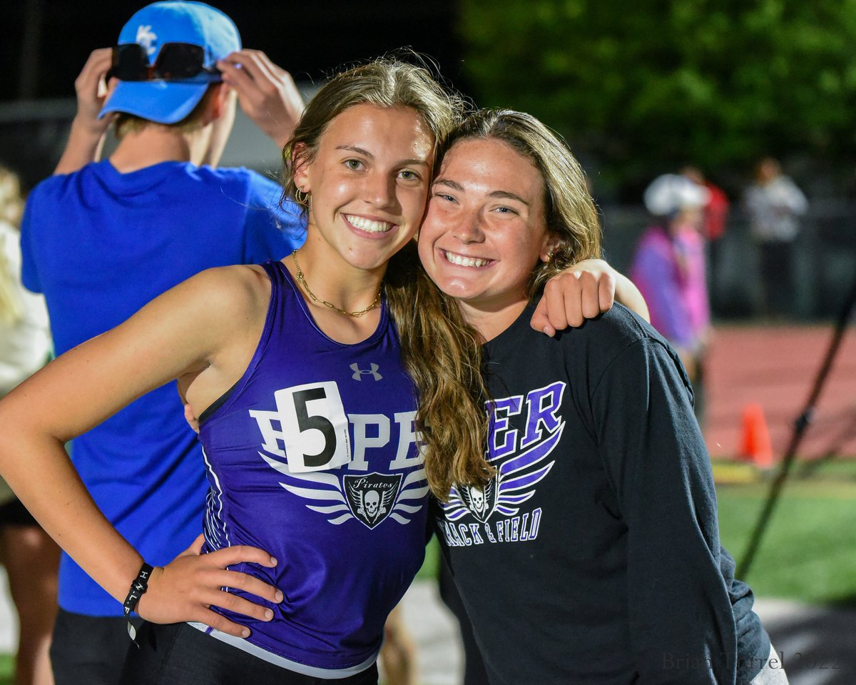 Dotte_Sports_Shots (@dottesportspix) on Twitter photo Great job by <a href="/Piper_Track/">Piper Track & Field</a> girls taking third as a team at De Soto Regional. Congrats to all the qualifiers! <a href="/PiperPirates/">Piper Athletics & Activities</a> Full list and pics here wyandottedaily.com/pirates-braves… Great job by <a href="/Piper_Track/">Piper Track & Field</a> girls taking third as a team at De Soto Regional. Congrats to all the qualifiers! <a href="/PiperPirates/">Piper Athletics & Activities</a> Full list and pics here wyandottedaily.com/pirates-braves…