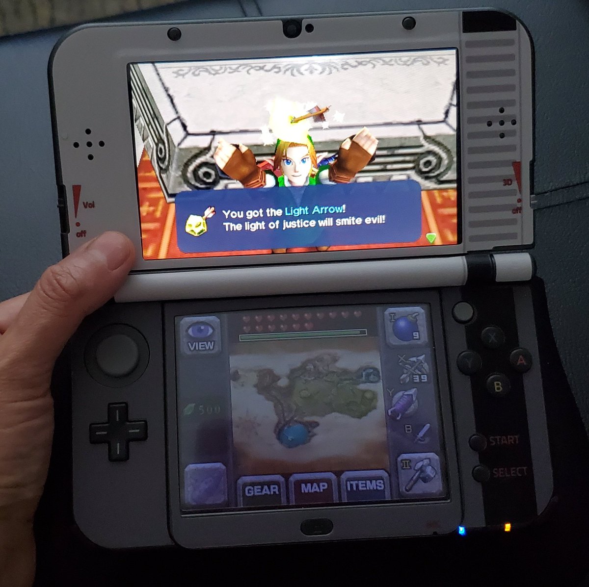 Long-weekend morning revisiting one of my favourite games ever!! #Nintendo3DS #SaturdayMorning #TheLegendOfZelda