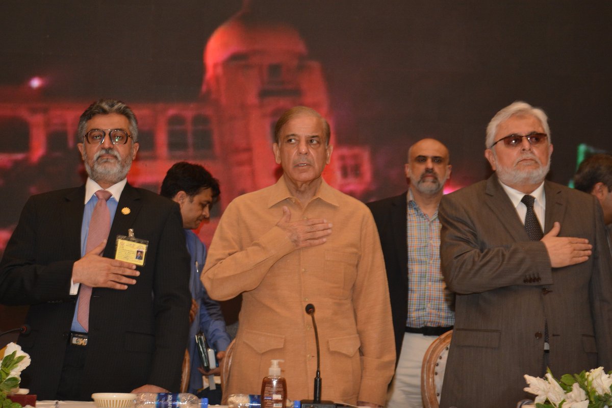 midreeskcci's tweet photo. Thank you @PakPMO Prime Minister Shehbaz Sharif for fulfilling the commitment within 15 day to meeting with #KCCI 

#Karachi #KarachiChamber #BusinessCommunity #BMG #PrimeMinister #ShehbazSharif #budgetproposal @SindhCMHouse @GovtofPakistan @FinMinistryPak https://t.co/Gzteet2v6f