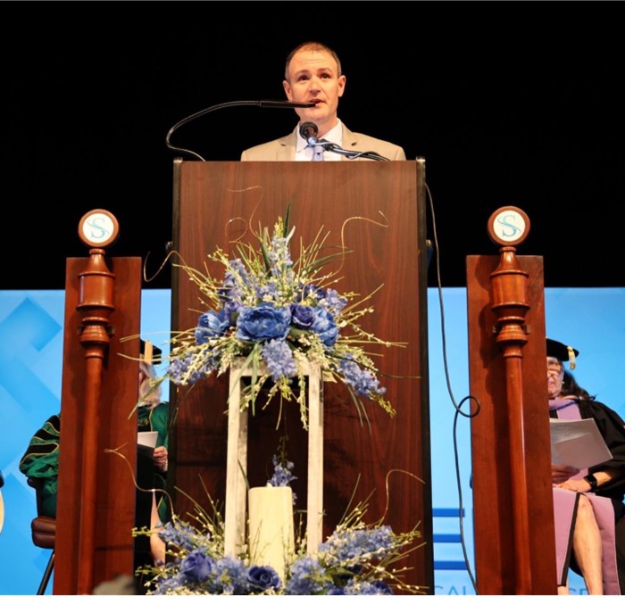rwbrumfield's tweet photo. A week ago today I was privileged to offer commencement remarks at @SWVCTC.  I am genuinely inspired by the graduates, faculty, and staff, and the southern WV community.  Though the last couple years have been a challenge, you "turned the odds on the casino"-- congrats to all! https://t.co/UE0ZyeKOot