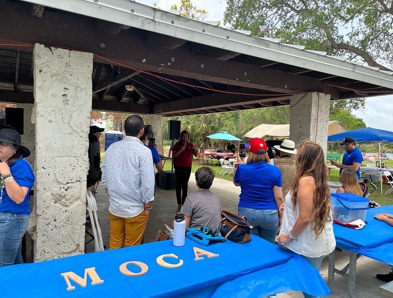 digcab's tweet photo. Mocamia hosted a wonderful event today. It was a pleasure to join them and celebrate our dominican roots. Its all about bringing our community together and raising money to support communities in need in Dominican Republic. https://t.co/O0mw61Jfvt