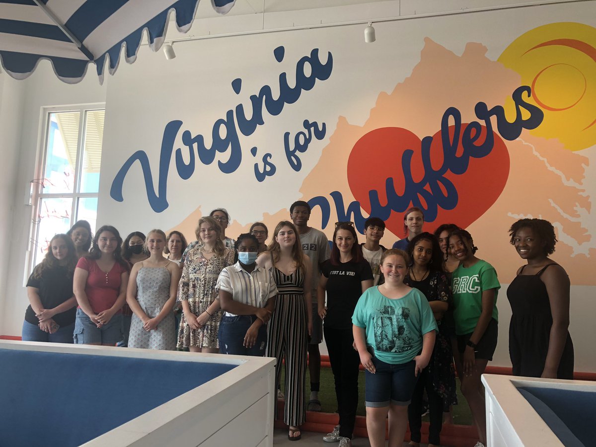 LuizaHyman's tweet photo. We had a great time on our field trip today celebrating the completion of IB French Ab-initio exams! We played “la pétanque” and other fun games! I will miss my seniors (who have been in my class for 4 years),but I am so happy for them and their future adventures! @grcollegiate https://t.co/oQbInxlc16