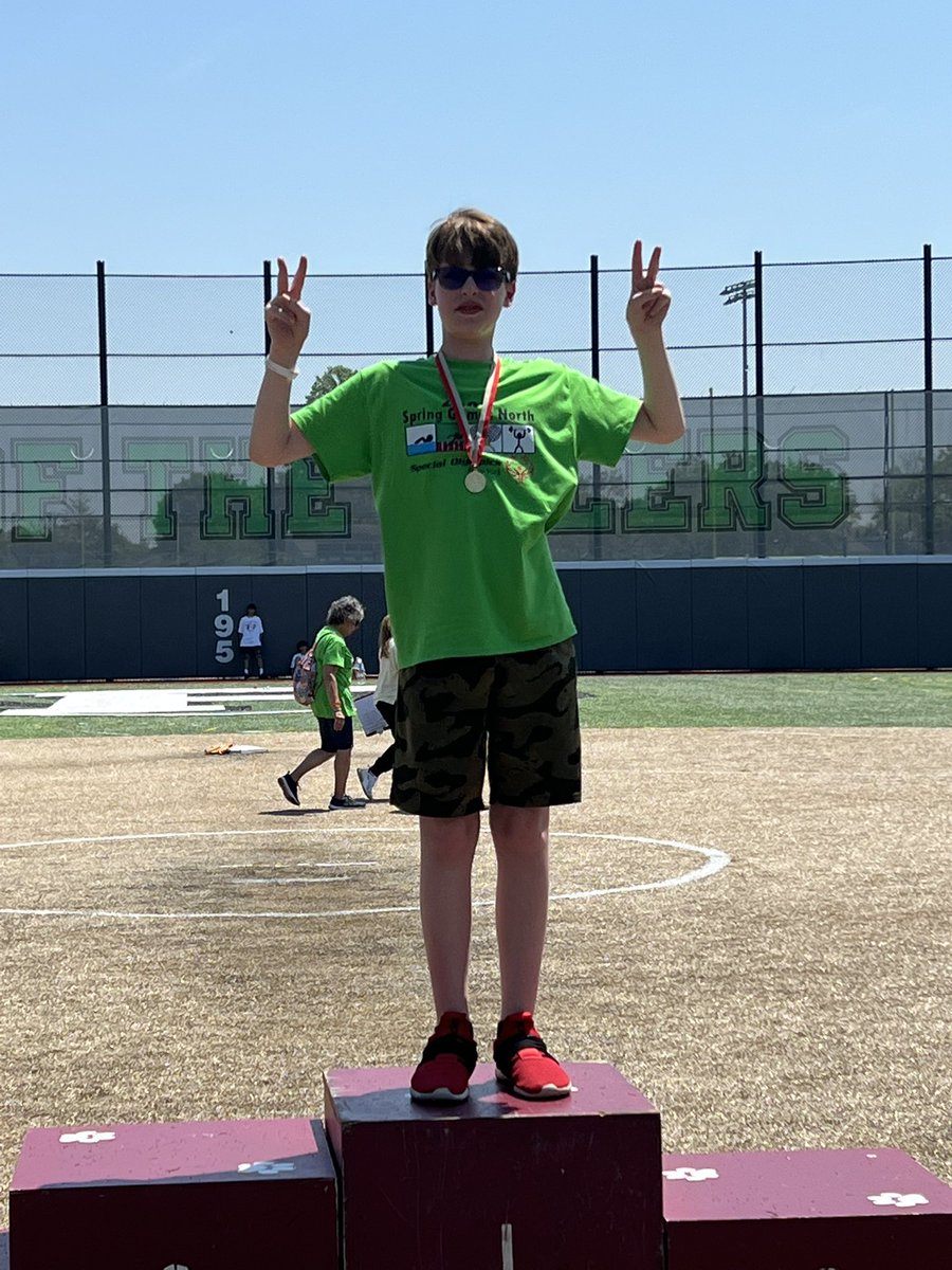GO BEACH! Best day of the year at <a href="/SpecialOlympics/">Special Olympics</a> !! Today was filled with smiles, laughs and so much love!!! ❤️ 😃  <a href="/lbeachms1/">lbeachms</a> <a href="/MrsHinkeLB/">Andrea Hinke</a> <a href="/2lorie/">LorieeiroL</a> <a href="/cathypalmer1/">cathy palmer</a>